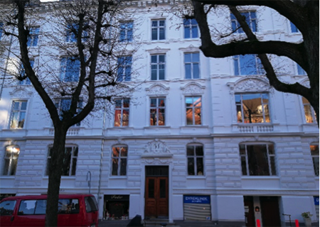 Renovering af facade på Frederiksberg Allé